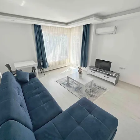 Plaja Yaklasik 400 Metre Uzaklikta-1 Apartamento *